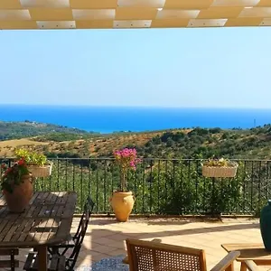  Hébergement de vacances Immersa In Oliveto Vista Mare