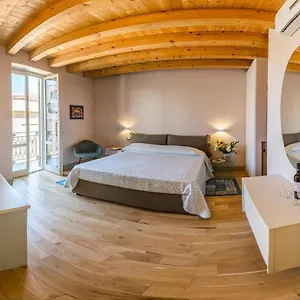  Holiday home Cantine De Gregorio